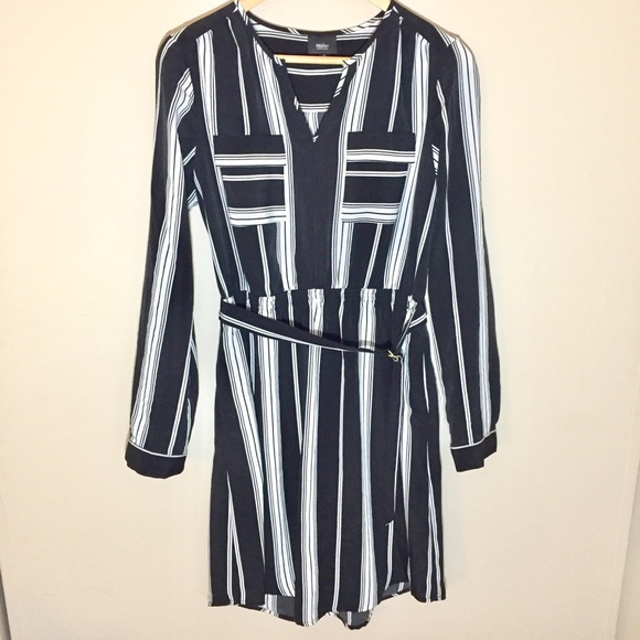 Mossimo Supply Co. Dresses & Skirts - Mossimo Black Cream Vertical Stripe Blouson Dress